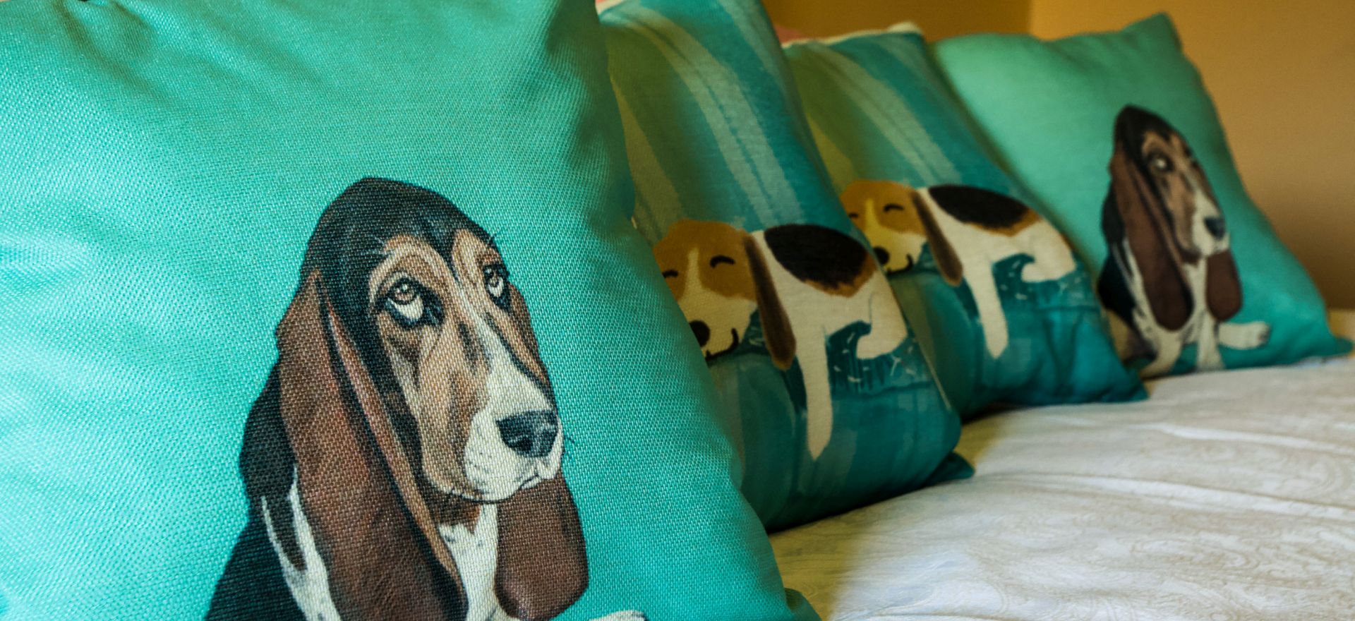 Duke's Lodge Norfolk Dog House bedroom