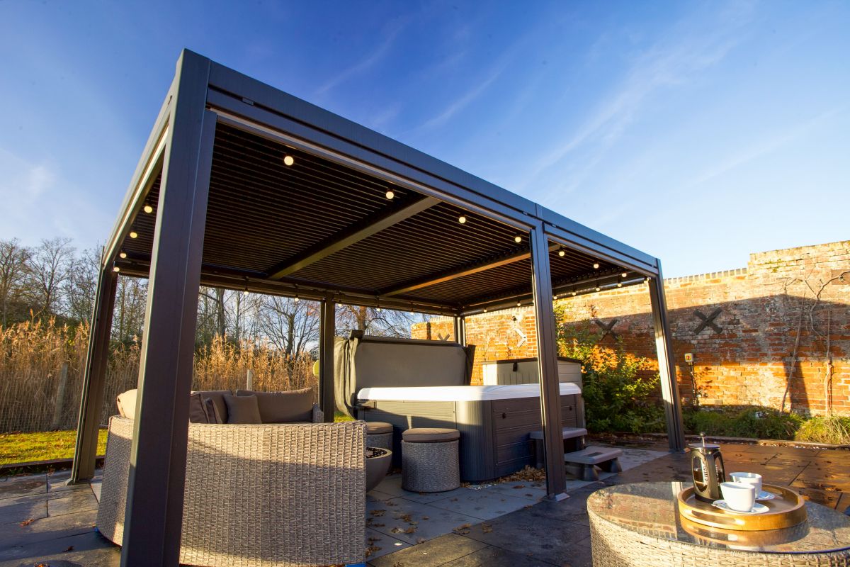 Duke's Lodge - Hot Tub Terrace