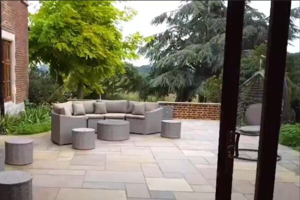 http://Duke's%20Lodge%20-%20Sun%20Terrace