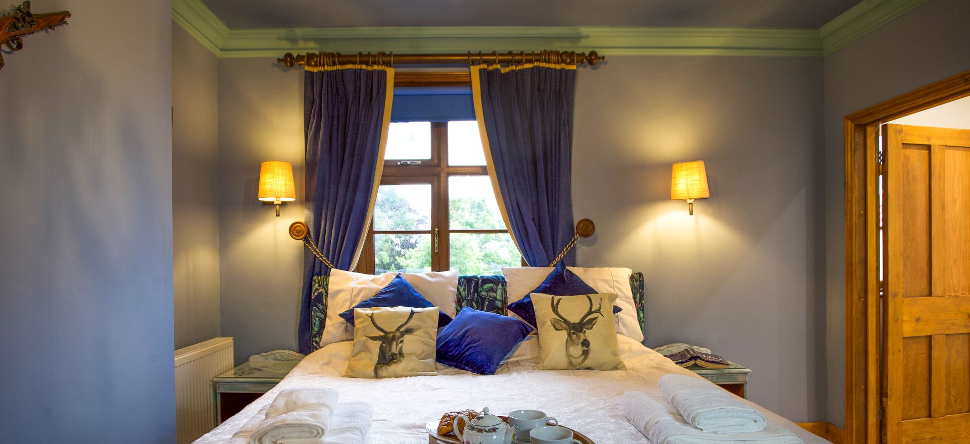 Duke's Lodge - The Gun Room bedroom