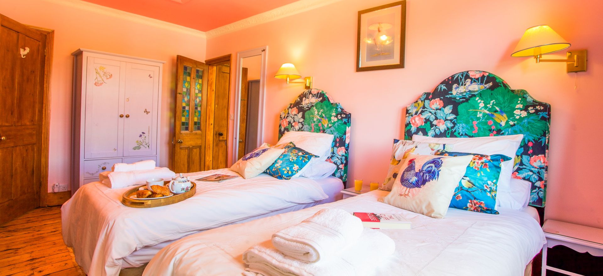 Duke's Lodge - The Hen House bedroom