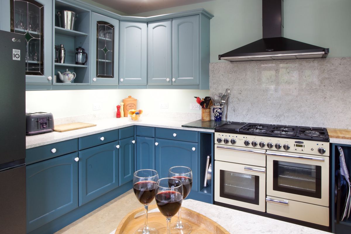 http://Duke's%20Lodge%20Norfolk%20Self-catering%20for%2016%20-%20The%20Kitchen-Diner