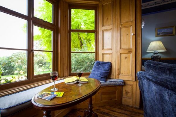 http://Duke's%20Lodge%20-%20The%20West%20Living%20Room