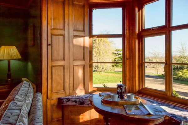 http://Duke's%20Lodge%20-%20The%20East%20Living%20Room