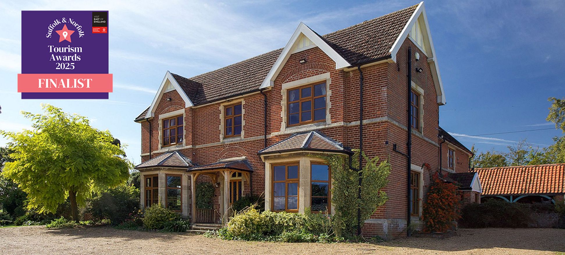 Duke's Lodge - Exterior -Awards Finalist 2025